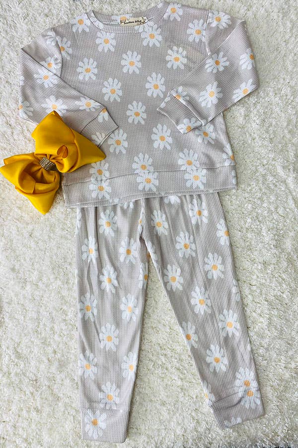 Daisy Pajamas - long sleeve top & pant girls clothing sets