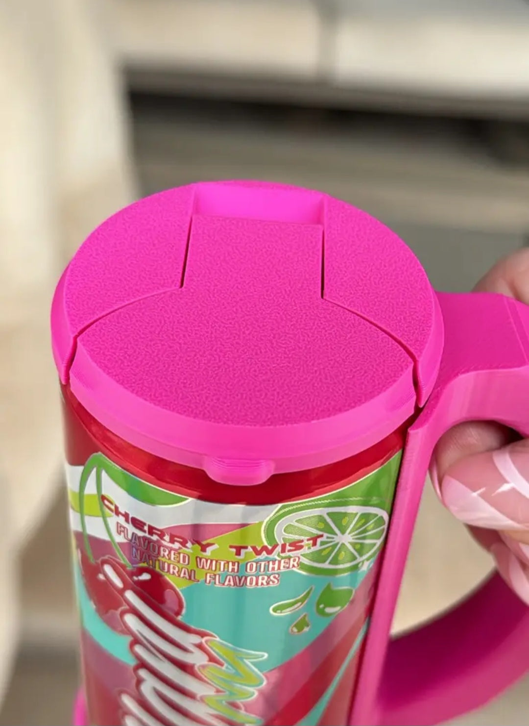 Sipzey Skinny Can Handle With Optional Lid - PRE-ORDER