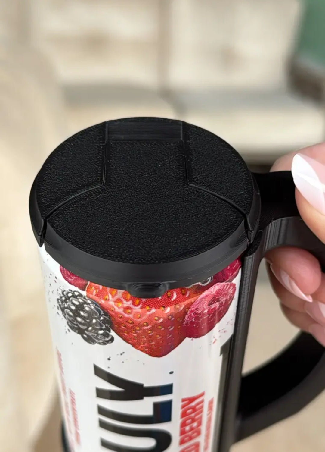 Sipzey Skinny Can Handle With Optional Lid - PRE-ORDER
